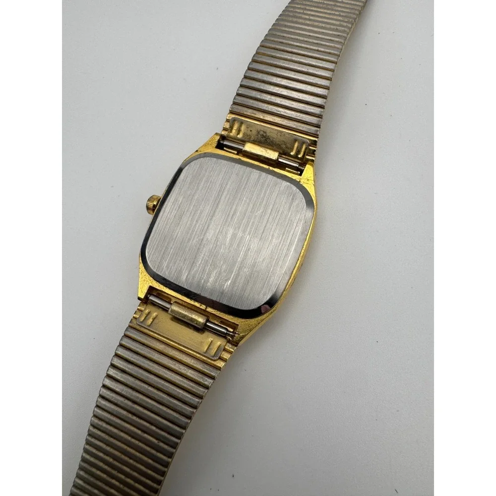 Vintage Quintel Watch Mens TV Case Mesh Band Day Date Quartz Retro WORKING